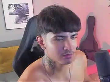 Chaturbate Best live sex cam show of iam_light