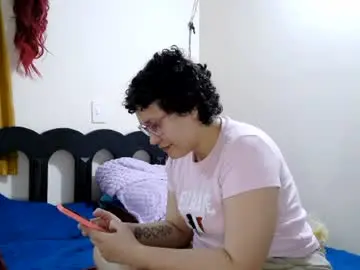 Chaturbate Free Live Porn of mauroluxandra