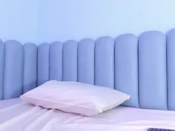Chaturbate Live Sex Cam of maddy_red_