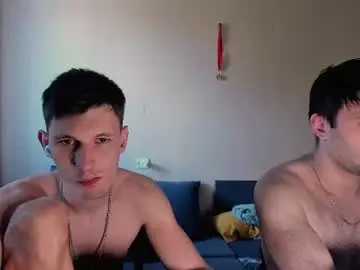 Chaturbate Sex Chat of kevin_hornyyy