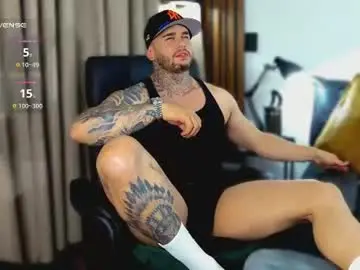 Chaturbate Watch Live Sex Cams of martin_colby05