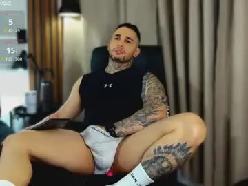 Chaturbate Sex Cam of martin_colby05
