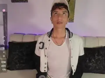Chaturbate Best live sex cam show of mhatias_