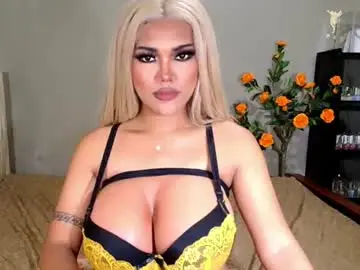 Chaturbate Free Live Porn of chinita_titi
