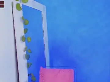 Chaturbate Live Sex Cam of molly_cm