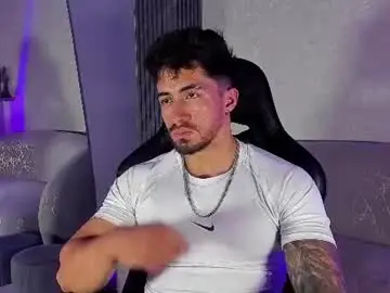 Chaturbate Best live sex cam show of brad_summer