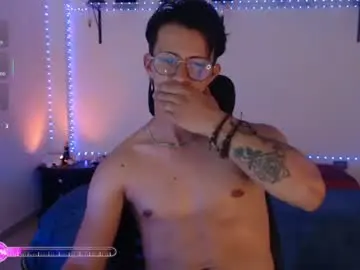 Chaturbate Best live sex cam show of brandon_starkk