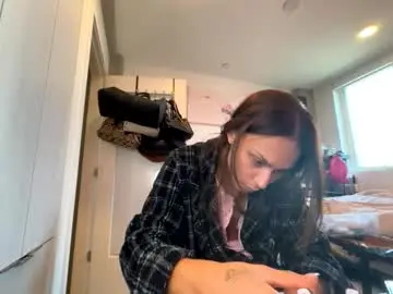 Chaturbate Live Sex of yungfemslut