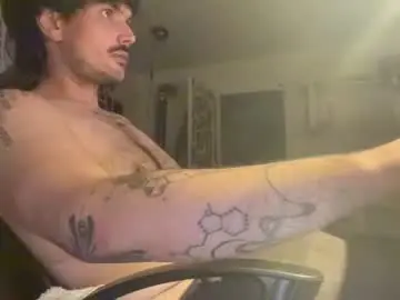 Chaturbate Free Porn Cam of planet_express987085