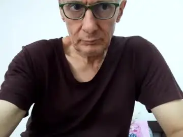 Chaturbate Live Sex Cam of cucaio18