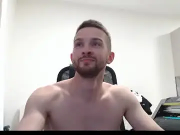 Chaturbate Sex Chat of marselle_looker