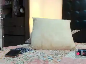 Chaturbate Live Sex Cam of pamela_fith