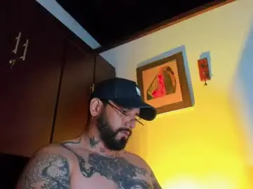 Chaturbate Live Sex of camilomayer