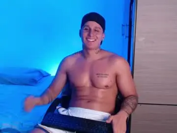 Chaturbate Live Sex of valentinosex_1
