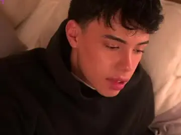 Chaturbate Live Porn of zamuel_18