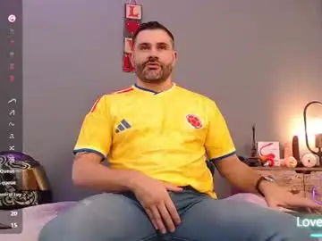 Chaturbate Best live sex cam show of jonas_beard1