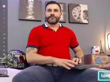 Chaturbate Nude Webcam of jonas_beard1