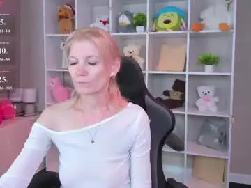 Chaturbate Sex Chat of julie_lucasss