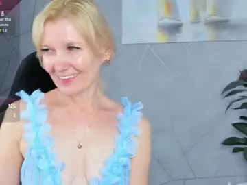 Chaturbate Private Sex Chat of julie_lucasss