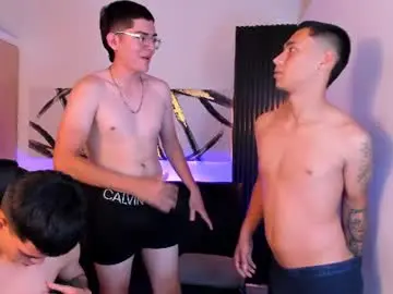 Chaturbate Watch Live Sex Cams of wallen_house