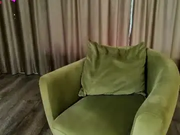 Chaturbate Adult Video Chat of diannedinn1
