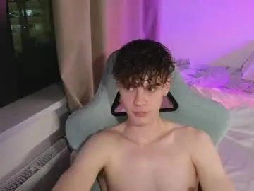 Chaturbate Nude Webcam of cute_thomas