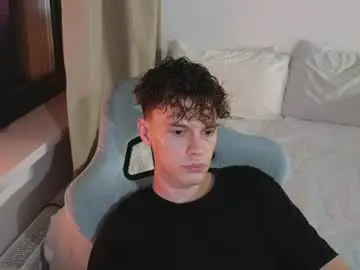 Chaturbate Live Sex Cam of cute_thomas
