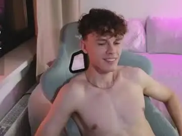 Chaturbate Watch Live Sex Cams of cute_thomas