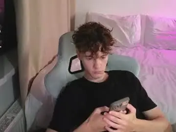 Chaturbate Adult Video Chat of cute_thomas