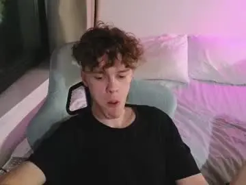Chaturbate Live Sex Cam of cute_thomas