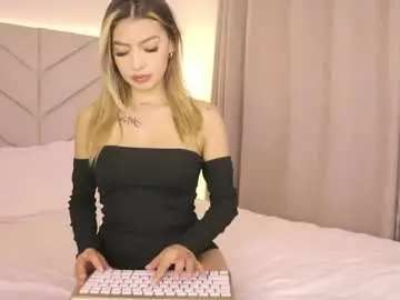 Chaturbate Live Sex Cam of isabella_cox__