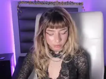 Chaturbate Free Live Porn of hellen__smith_