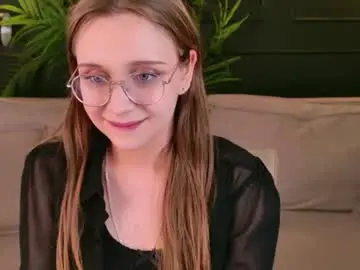 Chaturbate Adult Webcam of hollywheeler_
