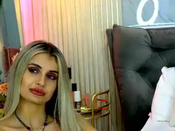 Chaturbate Sex Chat of miacharm1