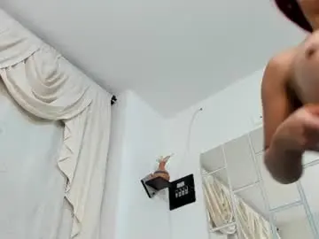Chaturbate Live Sex Cam of sarita_loven