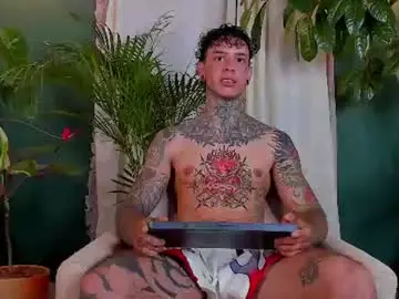Chaturbate Sex Chat of aron_ford