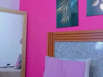 Chaturbate Watch Live Sex Cams of littlee_emilyy_