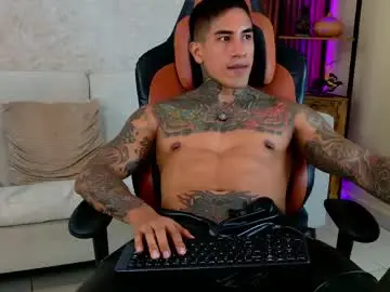 Chaturbate Best live sex cam show of chris_reilly