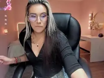 Chaturbate Best live sex cam show of la_monitora
