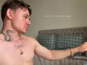 Chaturbate Live Sex Cam of michael_sexdevil