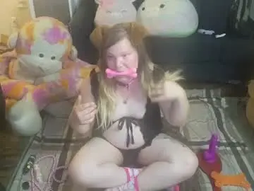 Chaturbate Nude Webcam of puppygirllovestobeg