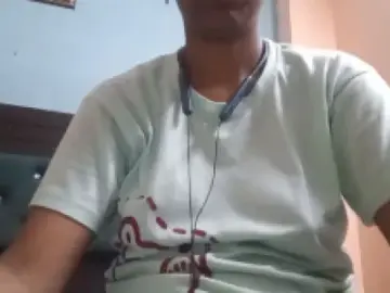 Dscgirls Watch Live Sex Cams of Saxy shanaya 