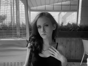 Imlive Watch Live Sex Cams of Julia_Keller