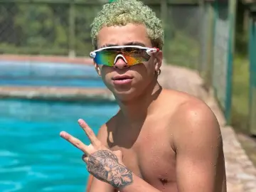 Imlive Private Sex Chat of HollmanFronsh920