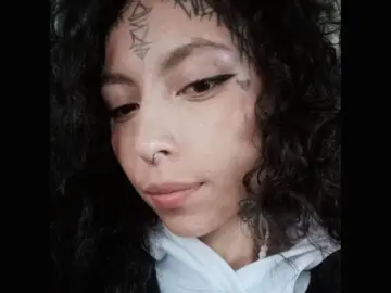 Imlive Free Live Porn of MissLaurie