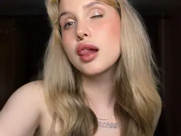 Imlive Live Sex Cam of hellfirekiss_