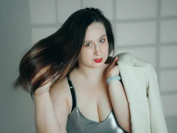 Imlive Free Porn Cam of LatteaViia
