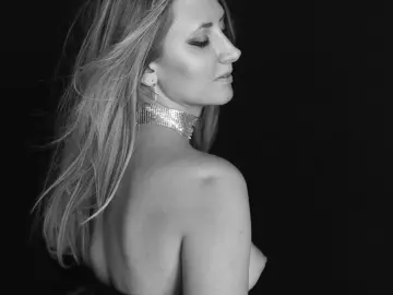 Imlive Nude Webcam of NikkiMistress