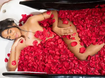 Imlive Watch Live Sex Cams of JennCarter