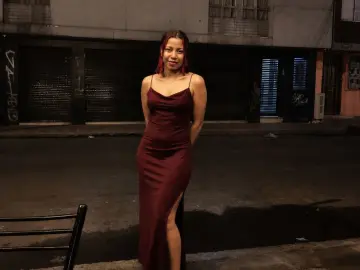 Imlive Best live sex cam show of EmilyLovve